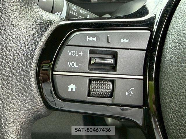 Honda N BOX CUSTOM 2024-02 7618593-18