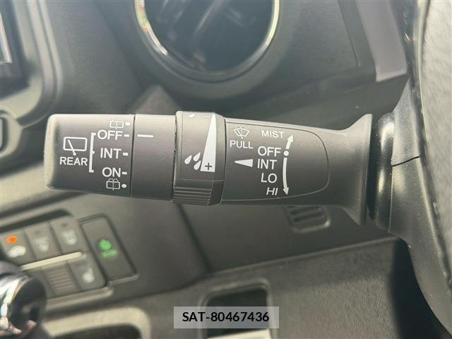 Honda N BOX CUSTOM 2024-02 7618593-20