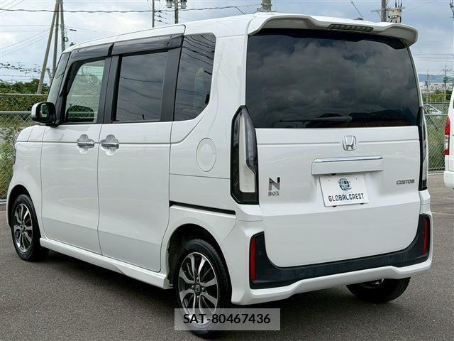 Honda N BOX CUSTOM 2024-02 7618593-7
