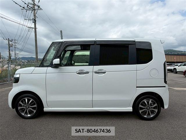 Honda N BOX CUSTOM 2024-02 7618593-8