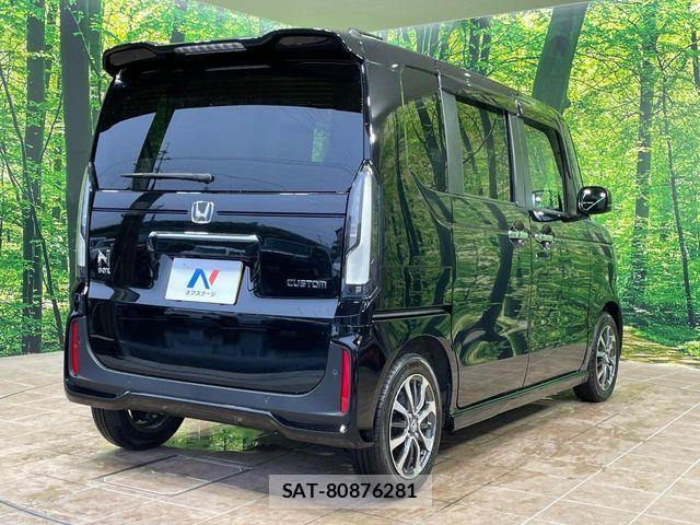 Honda N BOX CUSTOM 2024-11 7618584-16