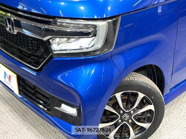 Honda N BOX CUSTOM 2018-04 7618648-11