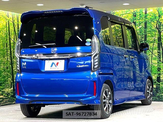 Honda N BOX CUSTOM 2018-04 7618648-16