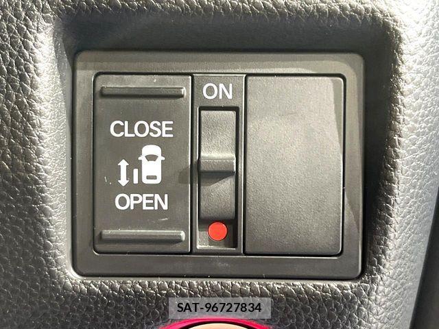 Honda N BOX CUSTOM 2018-04 7618648-4