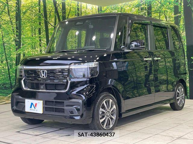 Honda N BOX CUSTOM 2023-10 7618592-15