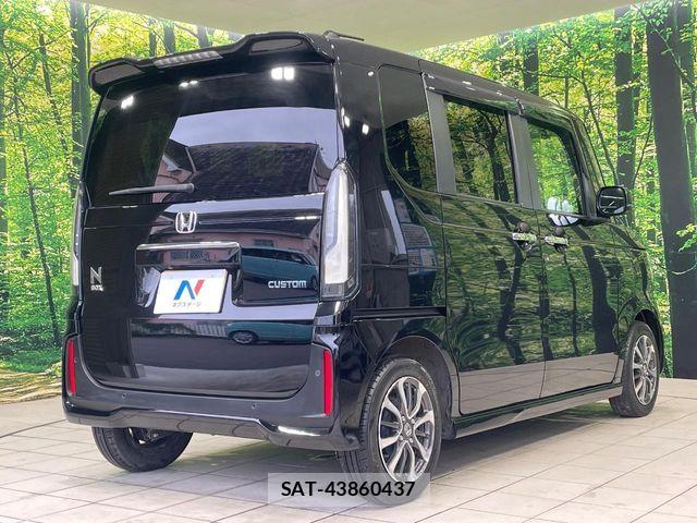 Honda N BOX CUSTOM 2023-10 7618592-16
