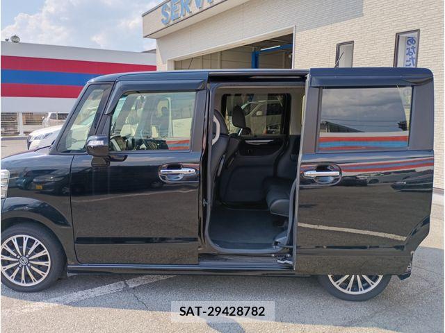 Honda N BOX CUSTOM 2017-05 7618659-14