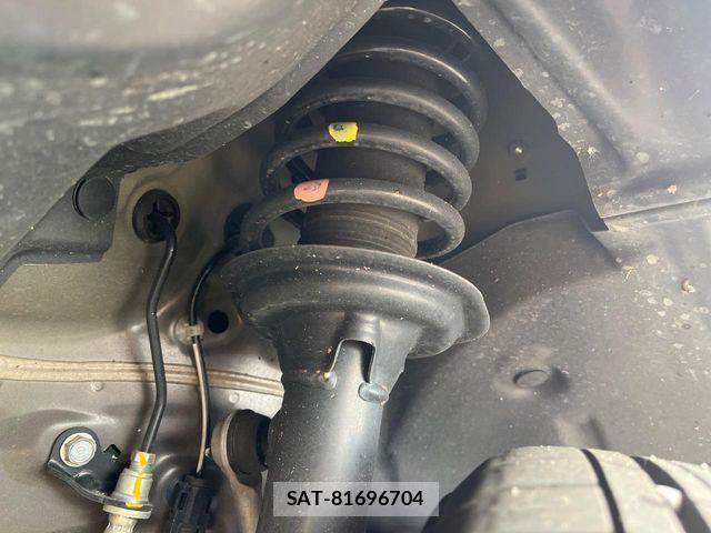 Honda N BOX CUSTOM 2023-02 7618634-19