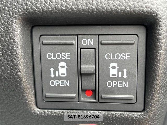 Honda N BOX CUSTOM 2023-02 7618634-4