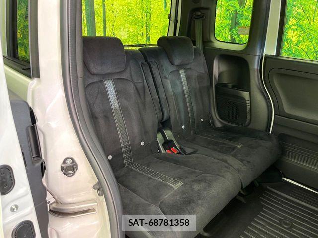 Honda N BOX CUSTOM 2023-01 7618621-9