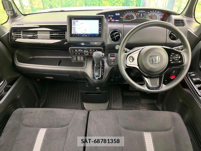 Honda N BOX CUSTOM 2023-01 7618621-1