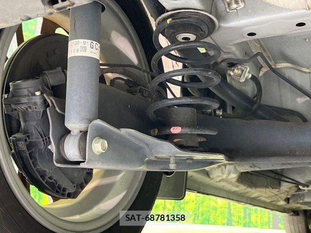 Honda N BOX CUSTOM 2023-01 7618621-19