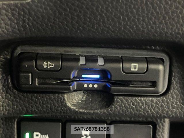 Honda N BOX CUSTOM 2023-01 7618621-6