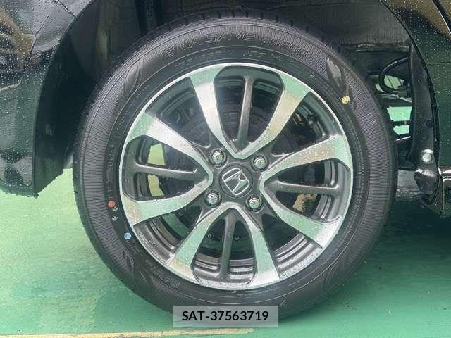 Honda N BOX CUSTOM 2026-04 7618586-13