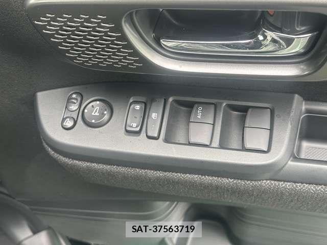 Honda N BOX CUSTOM 2026-04 7618586-14