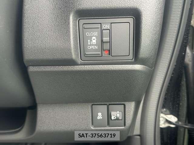 Honda N BOX CUSTOM 2026-04 7618586-15