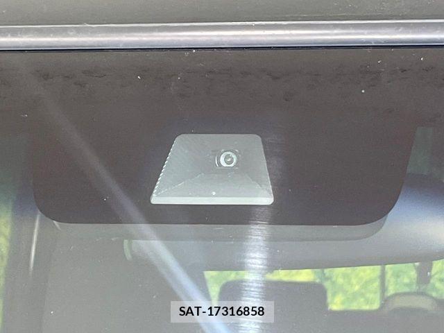 Honda N BOX CUSTOM 2018-03 7618649-2