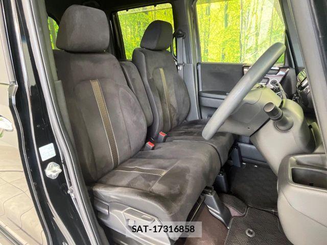 Honda N BOX CUSTOM 2018-03 7618649-7