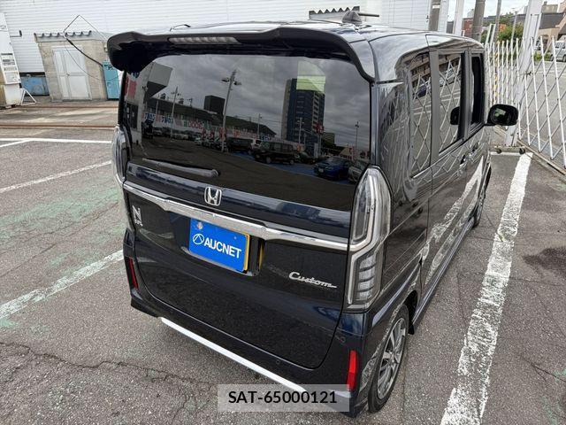 Honda N BOX CUSTOM 2022-06 7726437-4