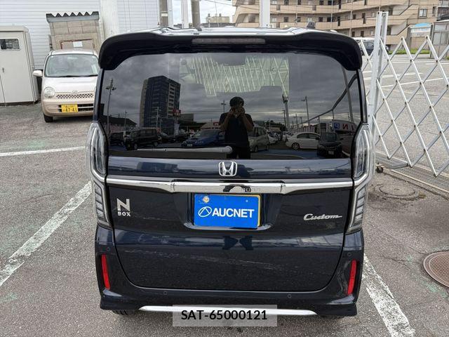 Honda N BOX CUSTOM 2022-06 7726437-5
