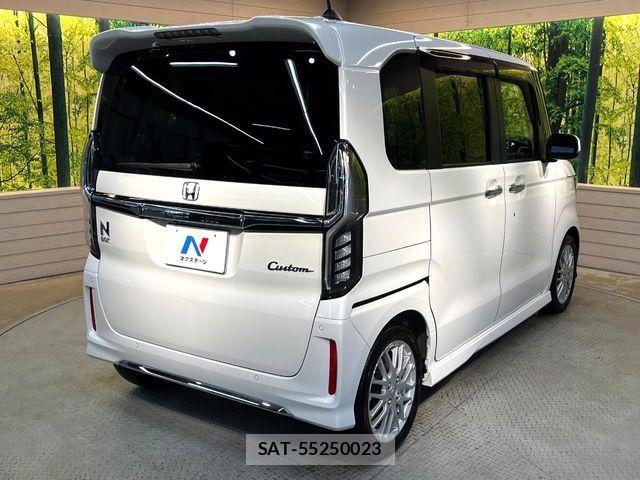 Honda N BOX CUSTOM 2022-01 7726366-16