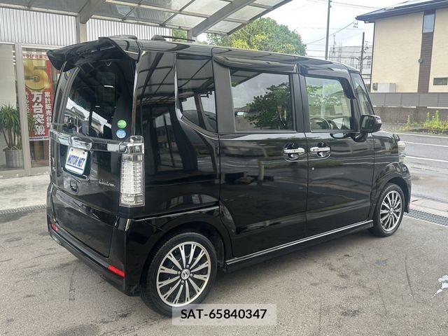 Honda N BOX CUSTOM 2015-01 7726462-1
