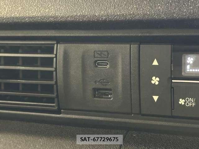 Honda N BOX CUSTOM 2025-05 7726386-27