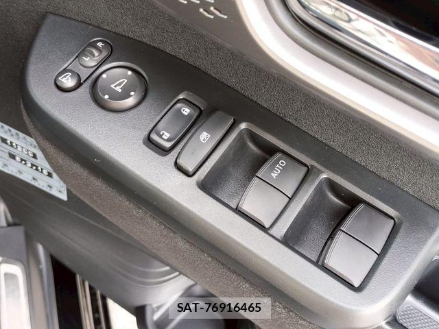 Honda N BOX CUSTOM 2024-04 7726413-26
