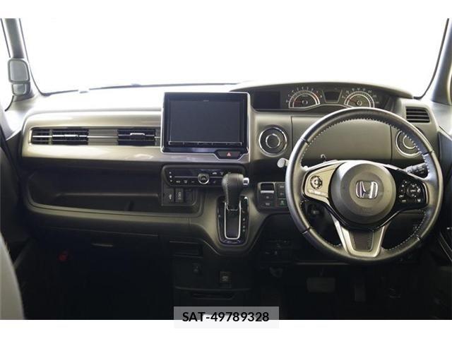 Honda N BOX CUSTOM 2022-06 7726388-1