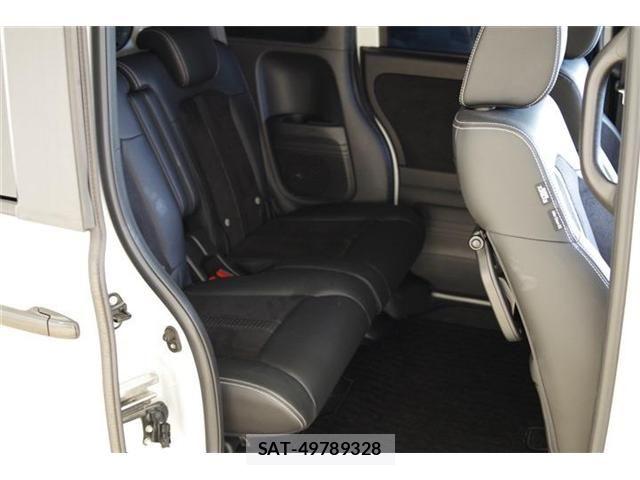 Honda N BOX CUSTOM 2022-06 7726388-26