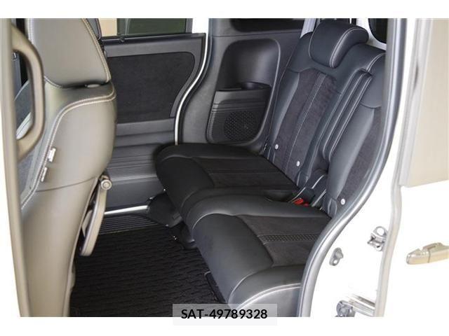 Honda N BOX CUSTOM 2022-06 7726388-28