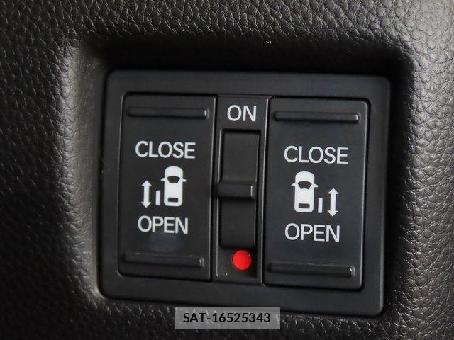 Honda N BOX CUSTOM 2018-05 7726454-10