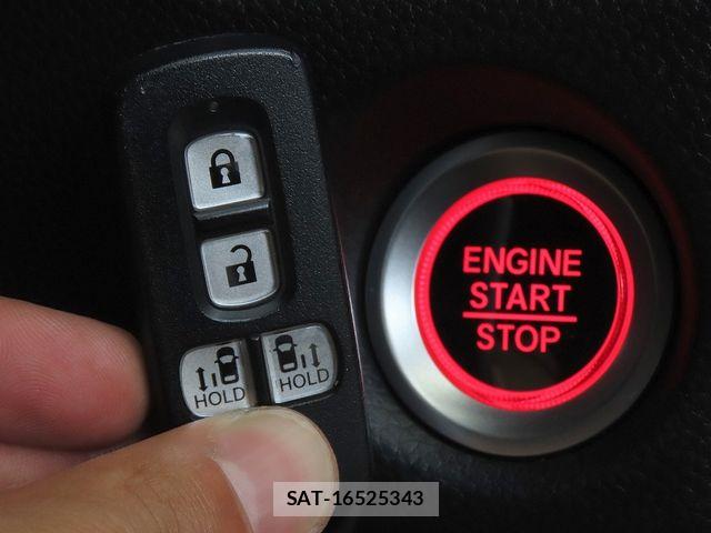 Honda N BOX CUSTOM 2018-05 7726454-11
