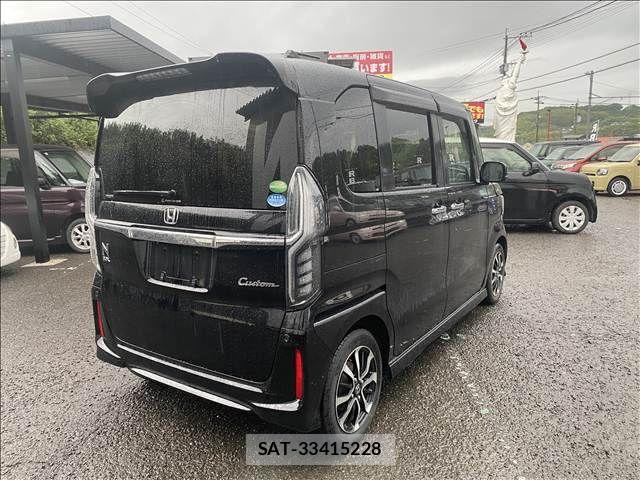 Honda N BOX CUSTOM 2017-11 7726467-1