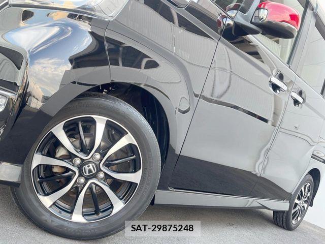 Honda N BOX CUSTOM 2018-03 7787544-12