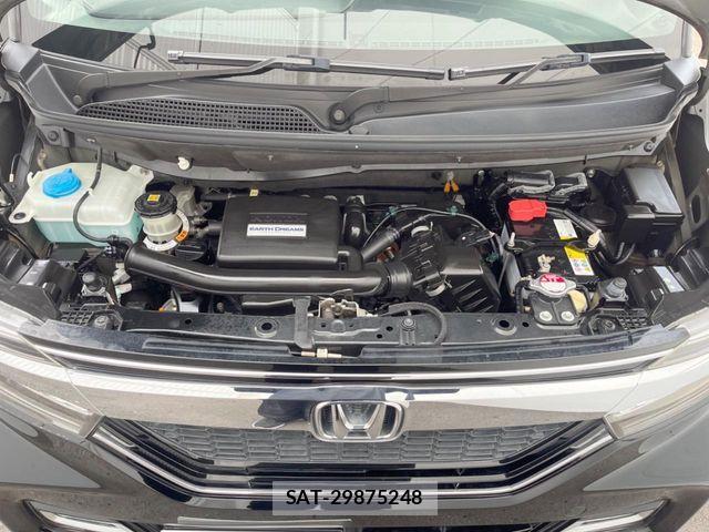 Honda N BOX CUSTOM 2018-03 7787544-17
