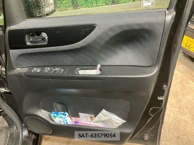Honda N BOX CUSTOM 2013-12 7787517-12
