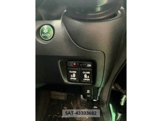 Honda N BOX CUSTOM 2014-10 7787510-12