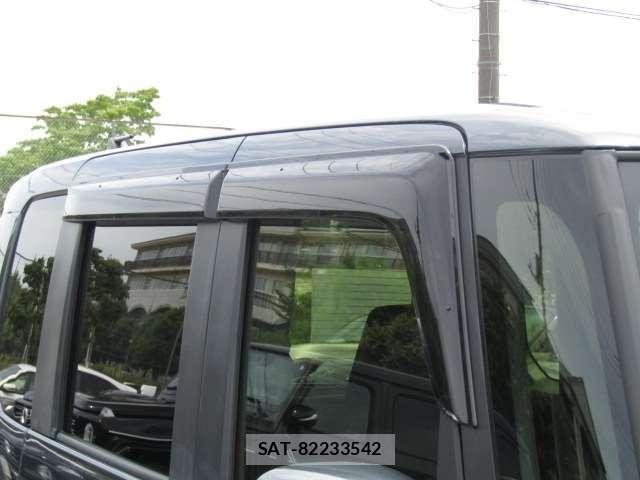Honda N BOX CUSTOM 2024-09 7787617-14