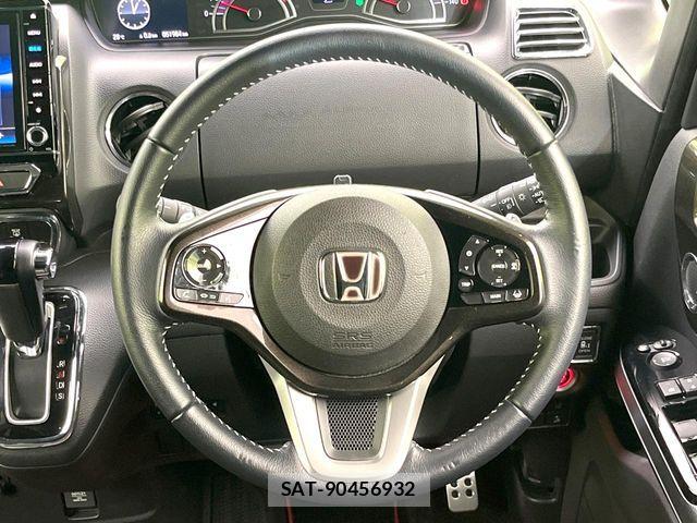 Honda N BOX CUSTOM 2017-11 7787572-10