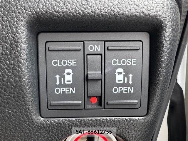 Honda N BOX CUSTOM 2020-06 7787581-4