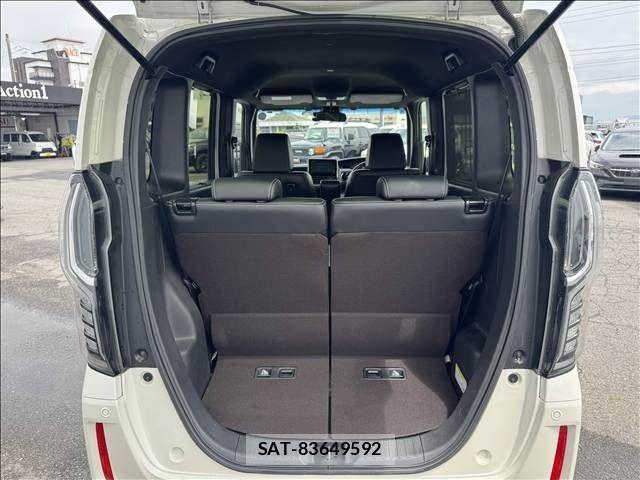 Honda N BOX CUSTOM 2018-04 7787549-11