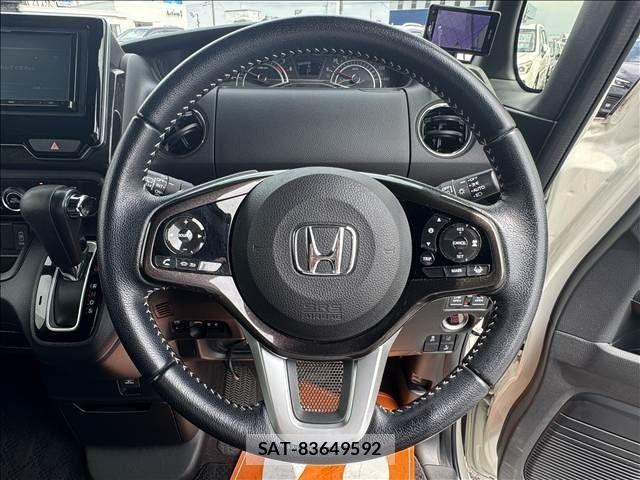 Honda N BOX CUSTOM 2018-04 7787549-12