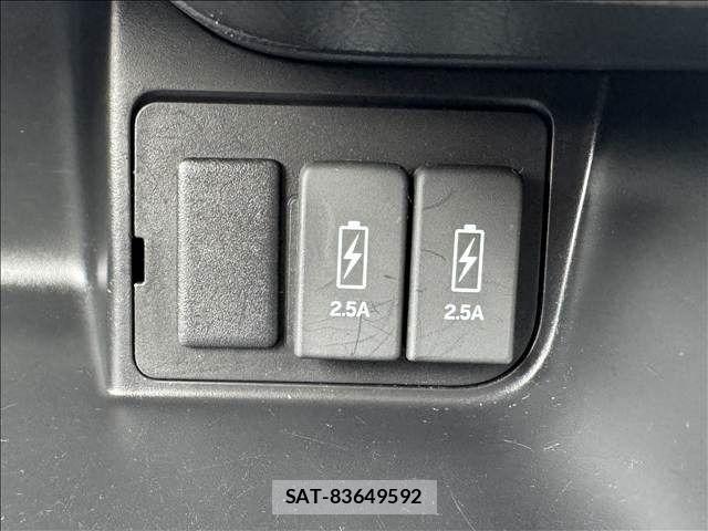 Honda N BOX CUSTOM 2018-04 7787549-25