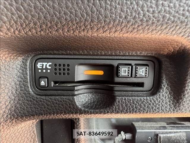 Honda N BOX CUSTOM 2018-04 7787549-27