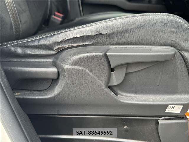Honda N BOX CUSTOM 2018-04 7787549-28
