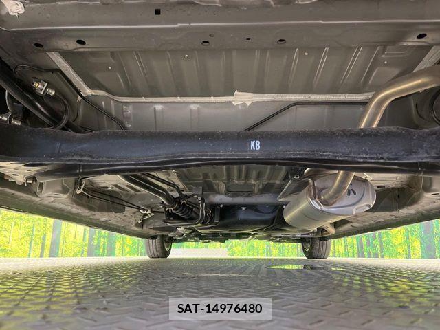 Honda N BOX CUSTOM 2022-03 7787577-18