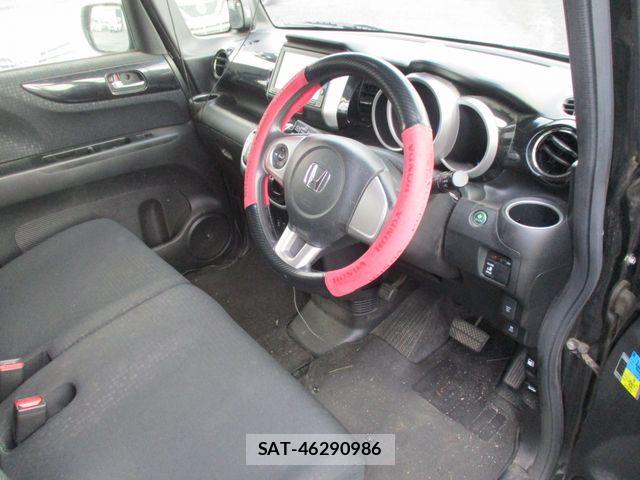 Honda N BOX CUSTOM 2017-03 7878322-12