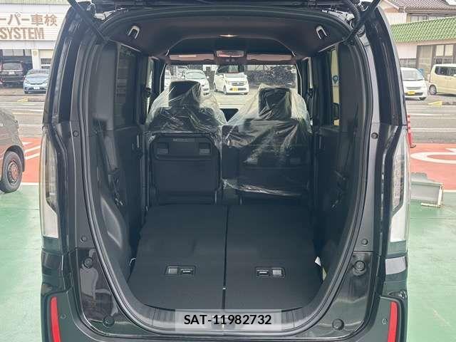 Honda N BOX CUSTOM 2026-03 7878233-12