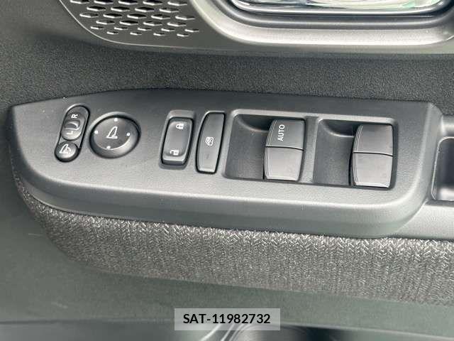 Honda N BOX CUSTOM 2026-03 7878233-15
